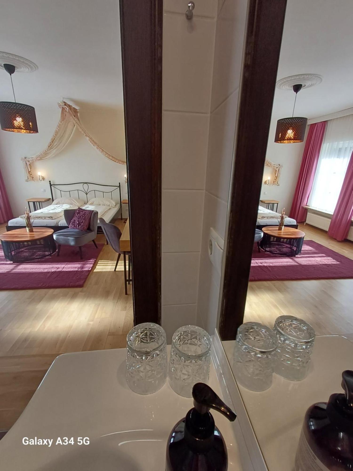 Haus Am Moos Bed & Breakfast Salzburg Bagian luar foto